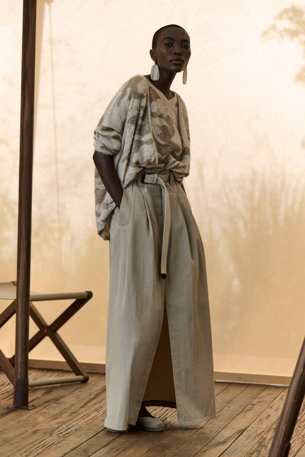 Fashion Week Milan Spring/Summer 2023 look 21 from the Brunello Cucinelli collection 女装