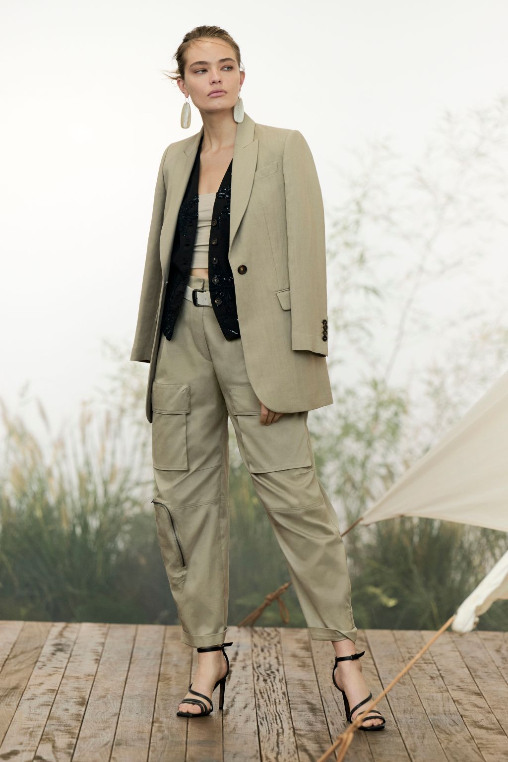 Fashion Week Milan Spring/Summer 2023 look 28 from the Brunello Cucinelli collection womenswear