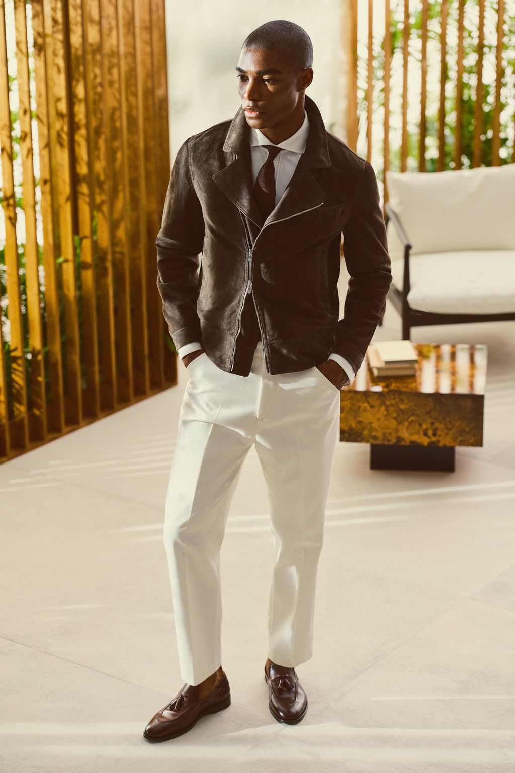 Fashion Week Milan Spring-Summer 2025 look 30 from the Brunello Cucinelli collection menswear