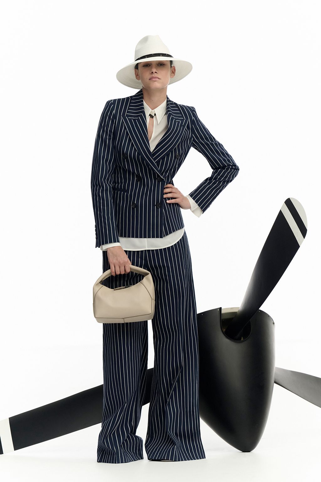 Fashion Week Milan Spring/Summer 2025 look 20 from the Brunello Cucinelli collection womenswear