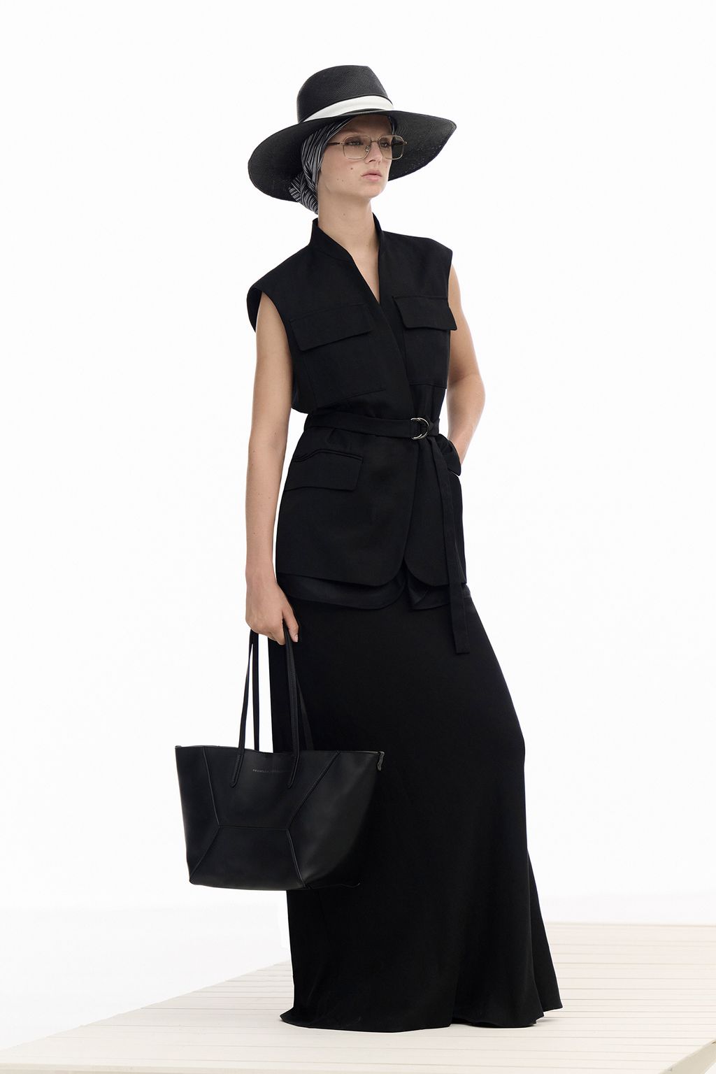 Fashion Week Milan Spring/Summer 2025 look 37 from the Brunello Cucinelli collection womenswear