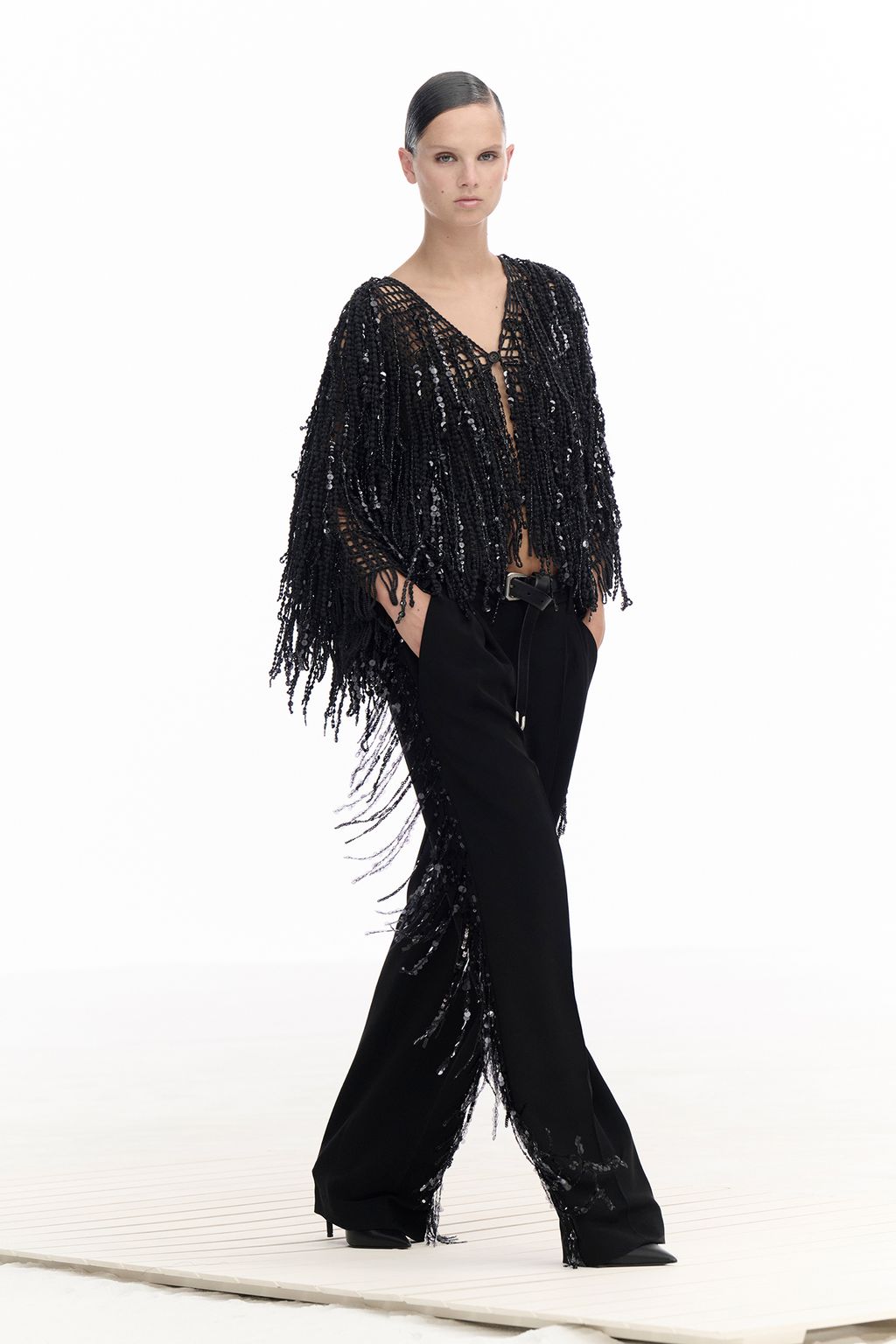 Fashion Week Milan Spring/Summer 2025 look 43 from the Brunello Cucinelli collection 女装