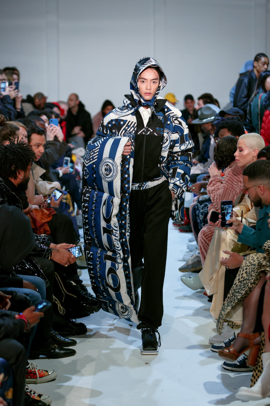 Fashion Week Paris Fall/Winter 2020 look 18 from the Bluemarble collection menswear