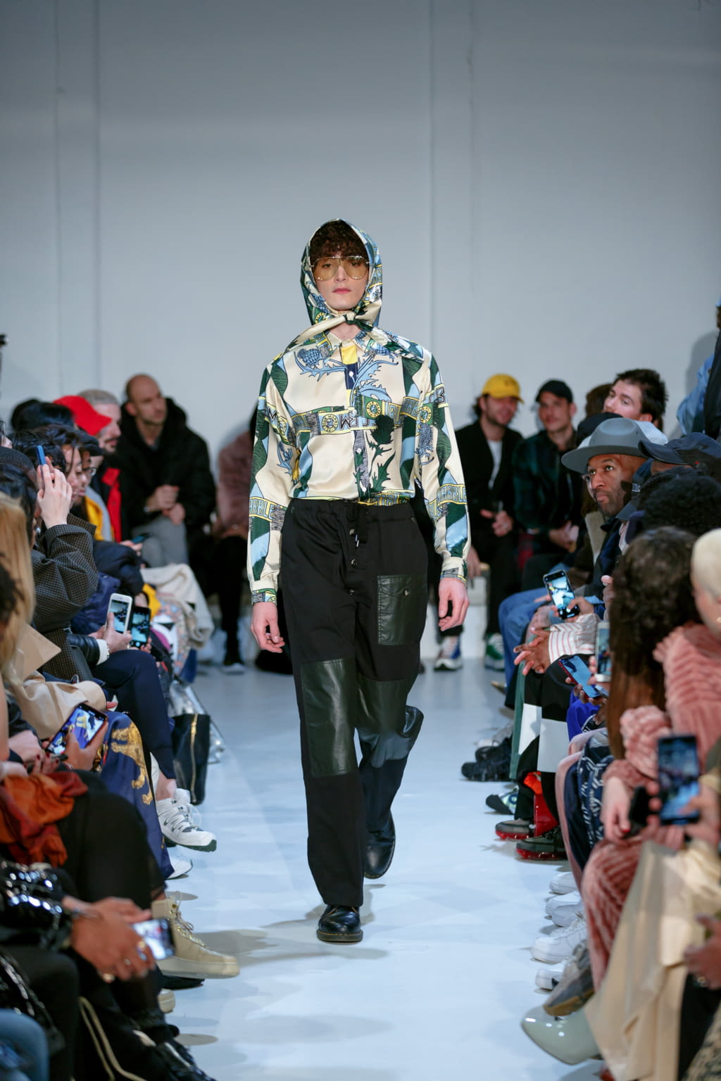 Fashion Week Paris Fall/Winter 2020 look 22 de la collection Bluemarble menswear