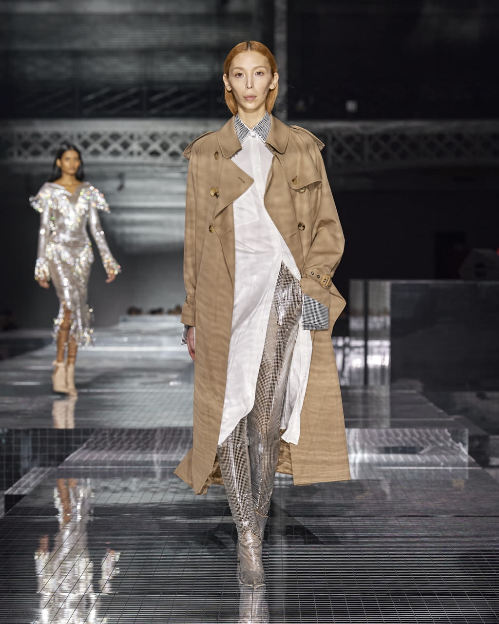 Fashion Week London Fall/Winter 2020 look 107 from the Burberry collection 女装