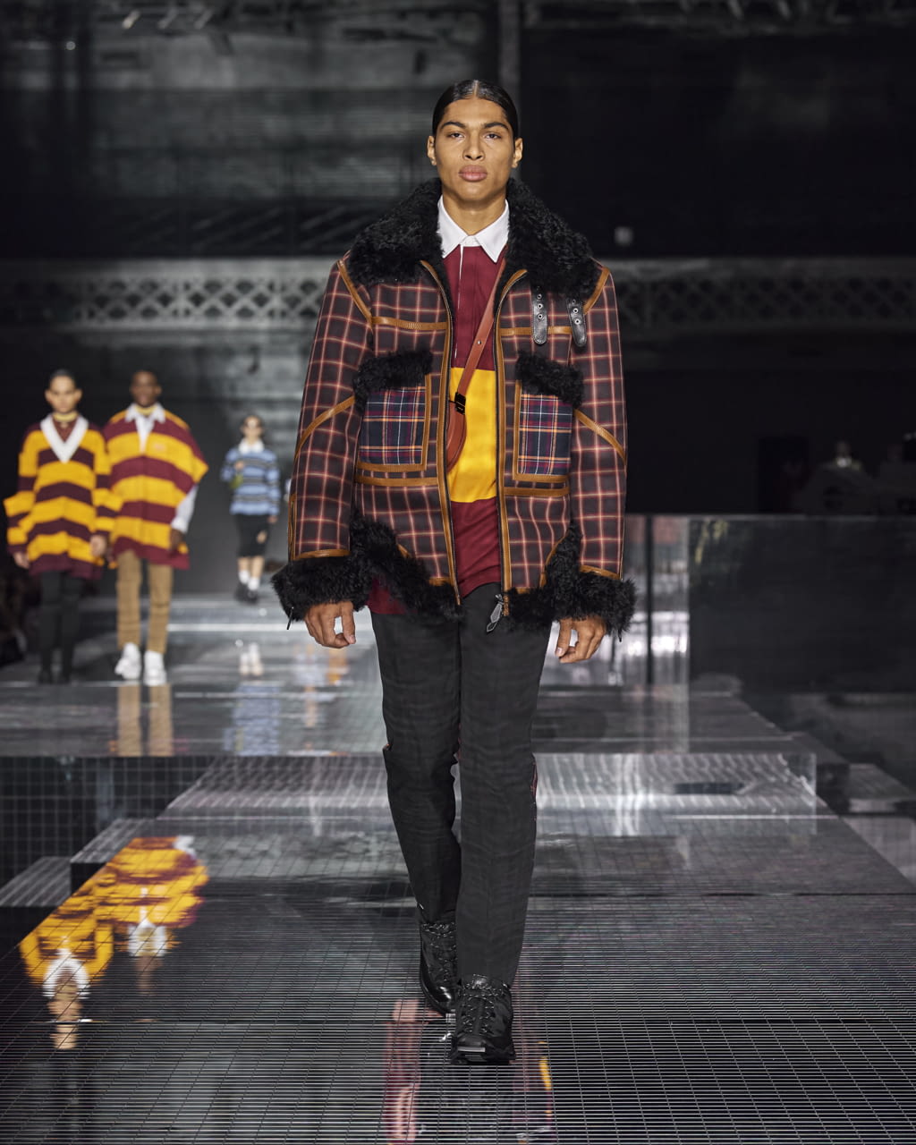 Fashion Week London Fall/Winter 2020 look 86 from the Burberry collection womenswear