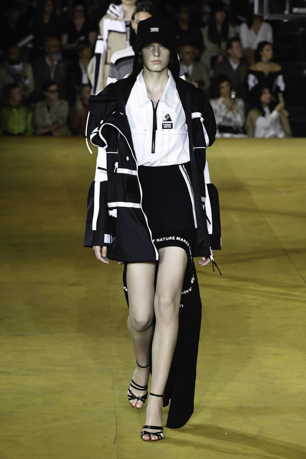 Fashion Week London Spring/Summer 2020 look 57 from the Burberry collection womenswear