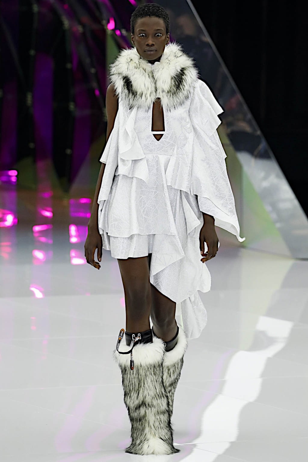 Fashion Week Milan Fall/Winter 2019 look 14 from the Byblos Milano collection womenswear