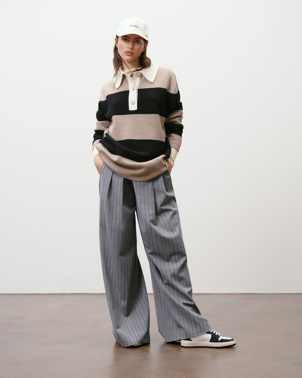Fashion Week Paris Spring/Summer 2023 look 3 from the Closed collection womenswear