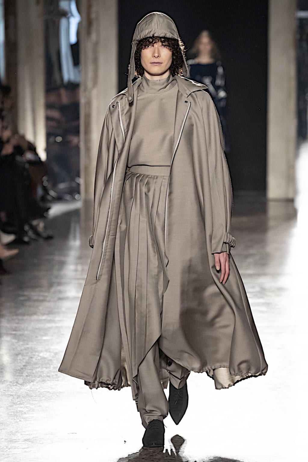 Fashion Week Milan Fall/Winter 2019 look 4 from the Calcaterra collection 女装