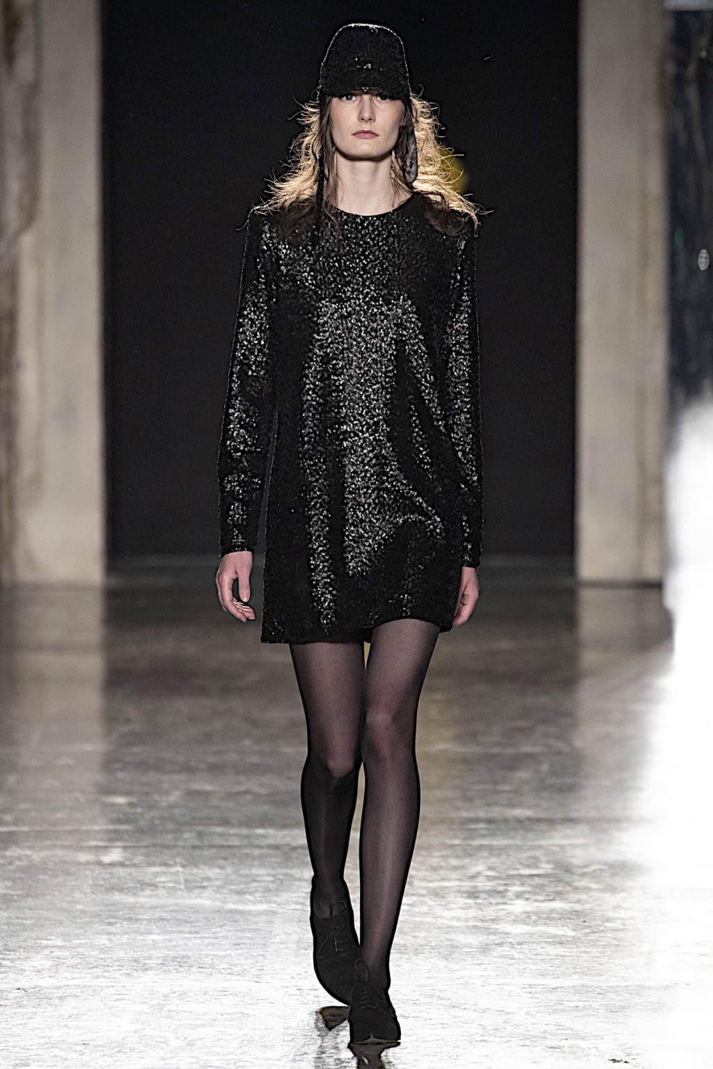 Fashion Week Milan Fall/Winter 2019 look 15 de la collection Calcaterra womenswear