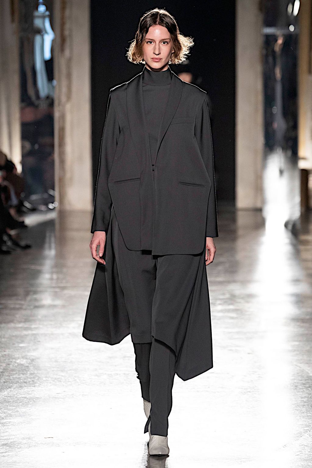 Fashion Week Milan Fall/Winter 2019 look 42 de la collection Calcaterra womenswear