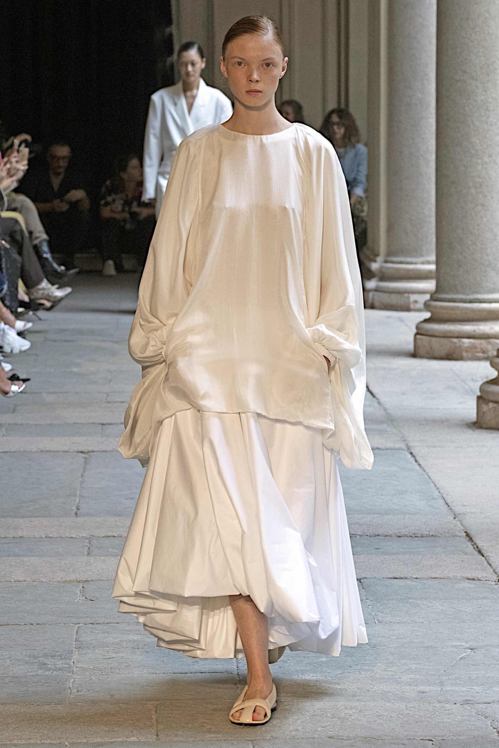 Fashion Week Milan Spring/Summer 2020 look 4 from the Calcaterra collection womenswear