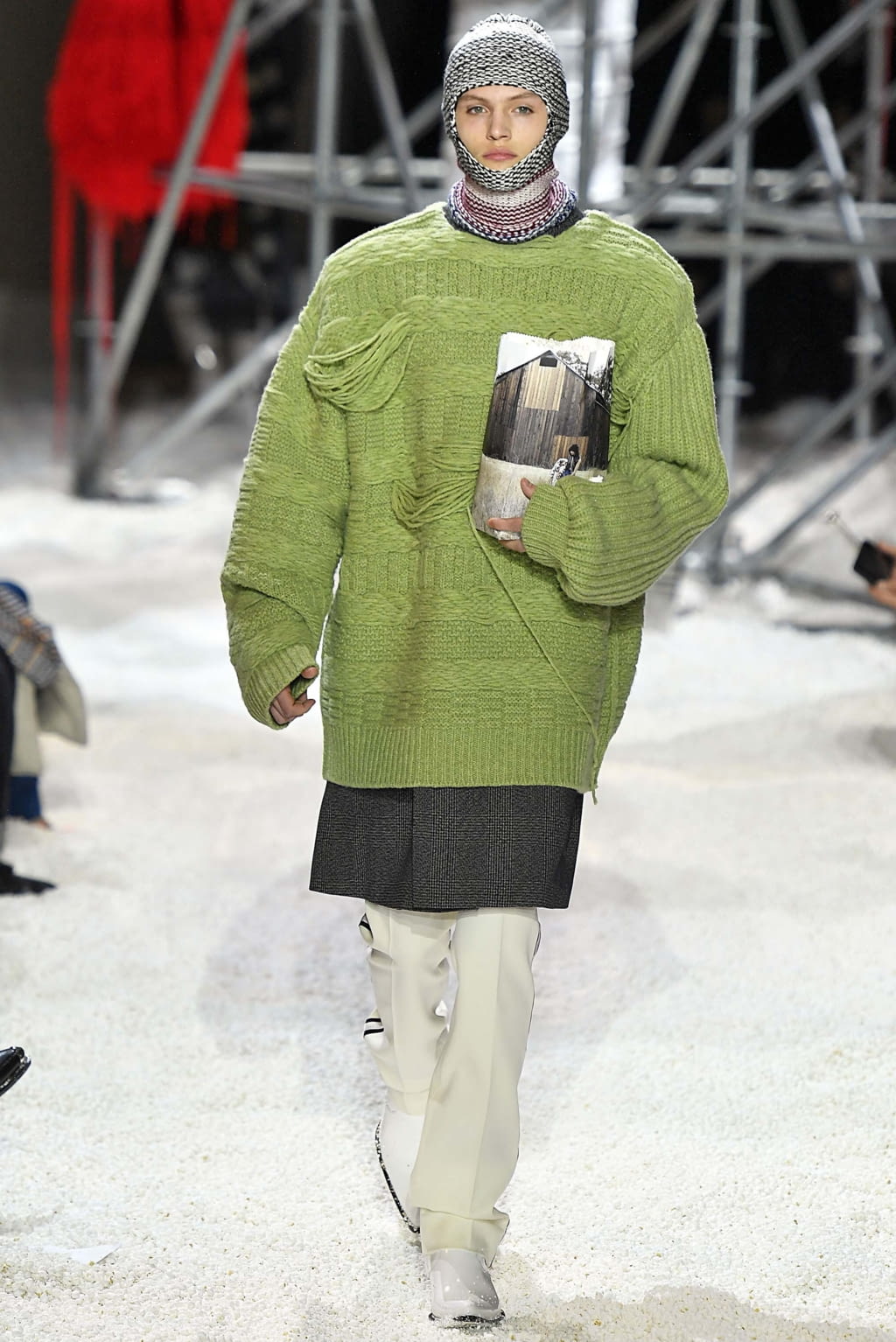 Calvin Klein 205W39NYC F/W 18 womenswear #49 - Tagwalk: The Fashion Search  Engine
