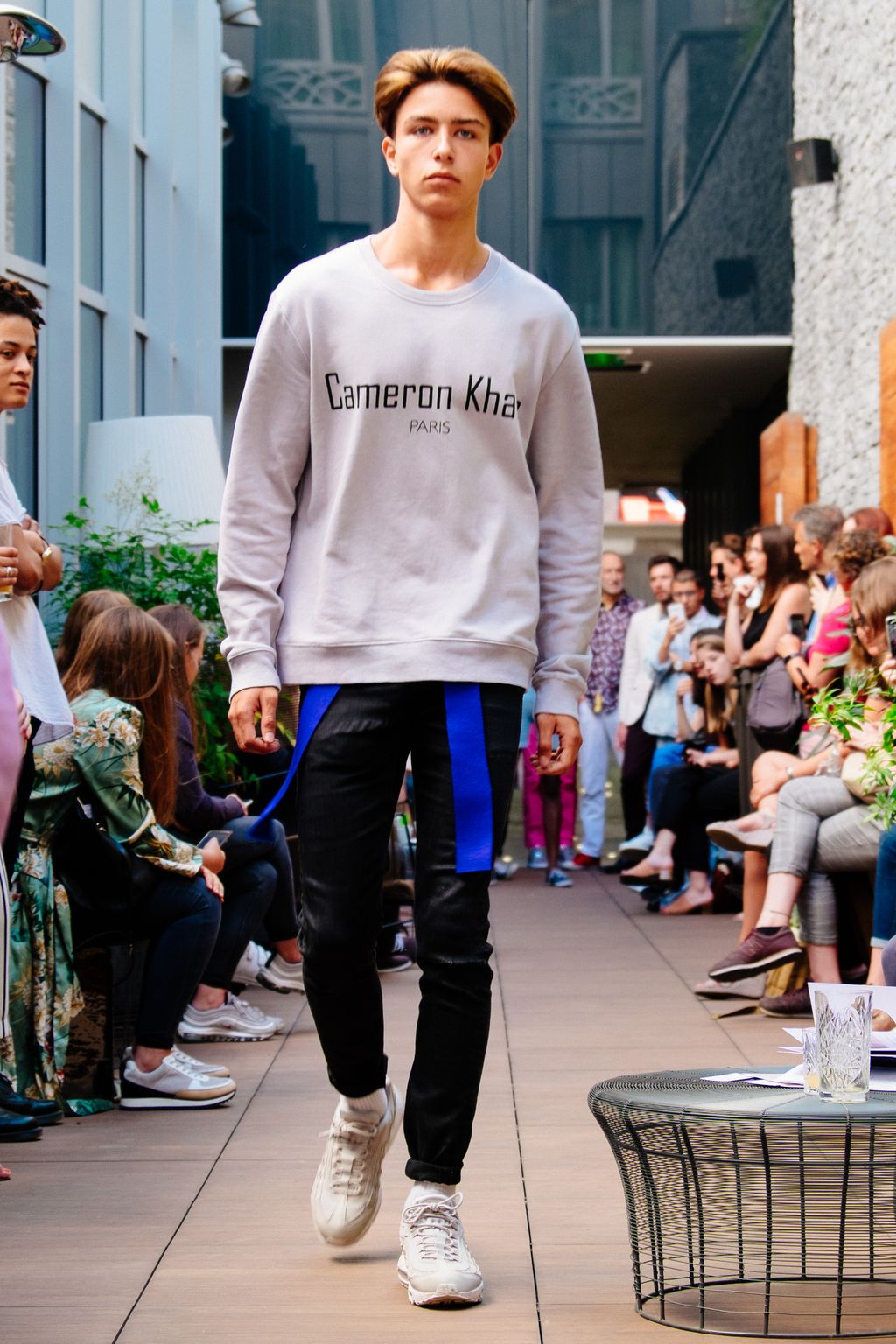 Fashion Week Paris Spring/Summer 2018 look 24 from the Cameron Kham collection womenswear