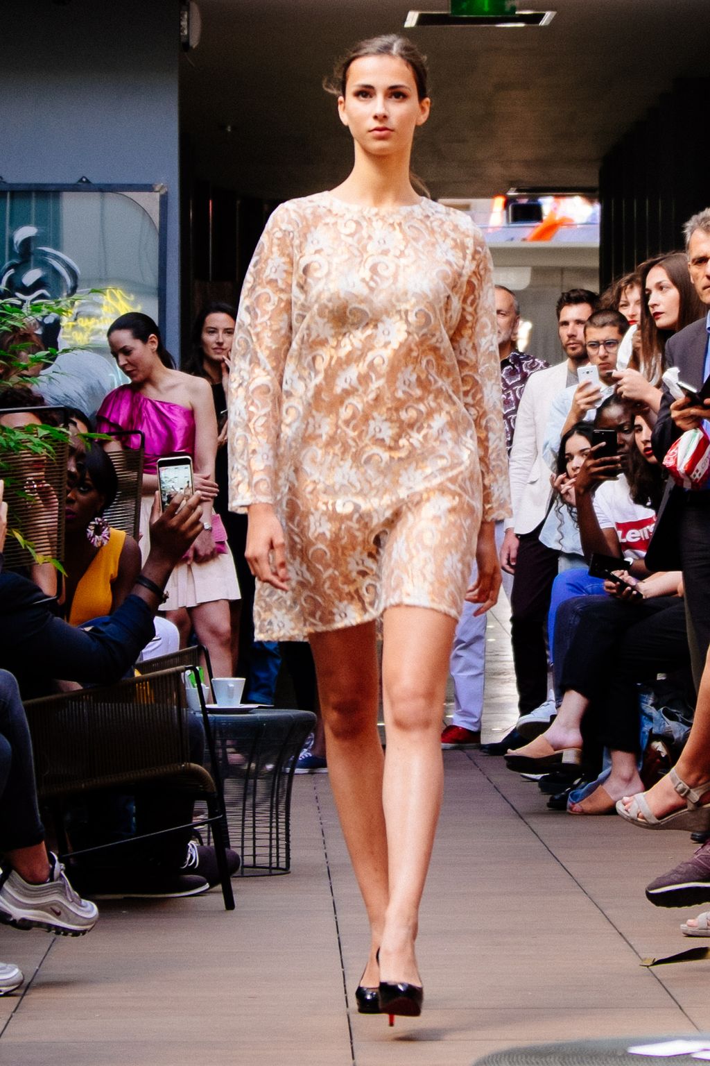 Fashion Week Paris Spring/Summer 2018 look 30 de la collection Cameron Kham womenswear