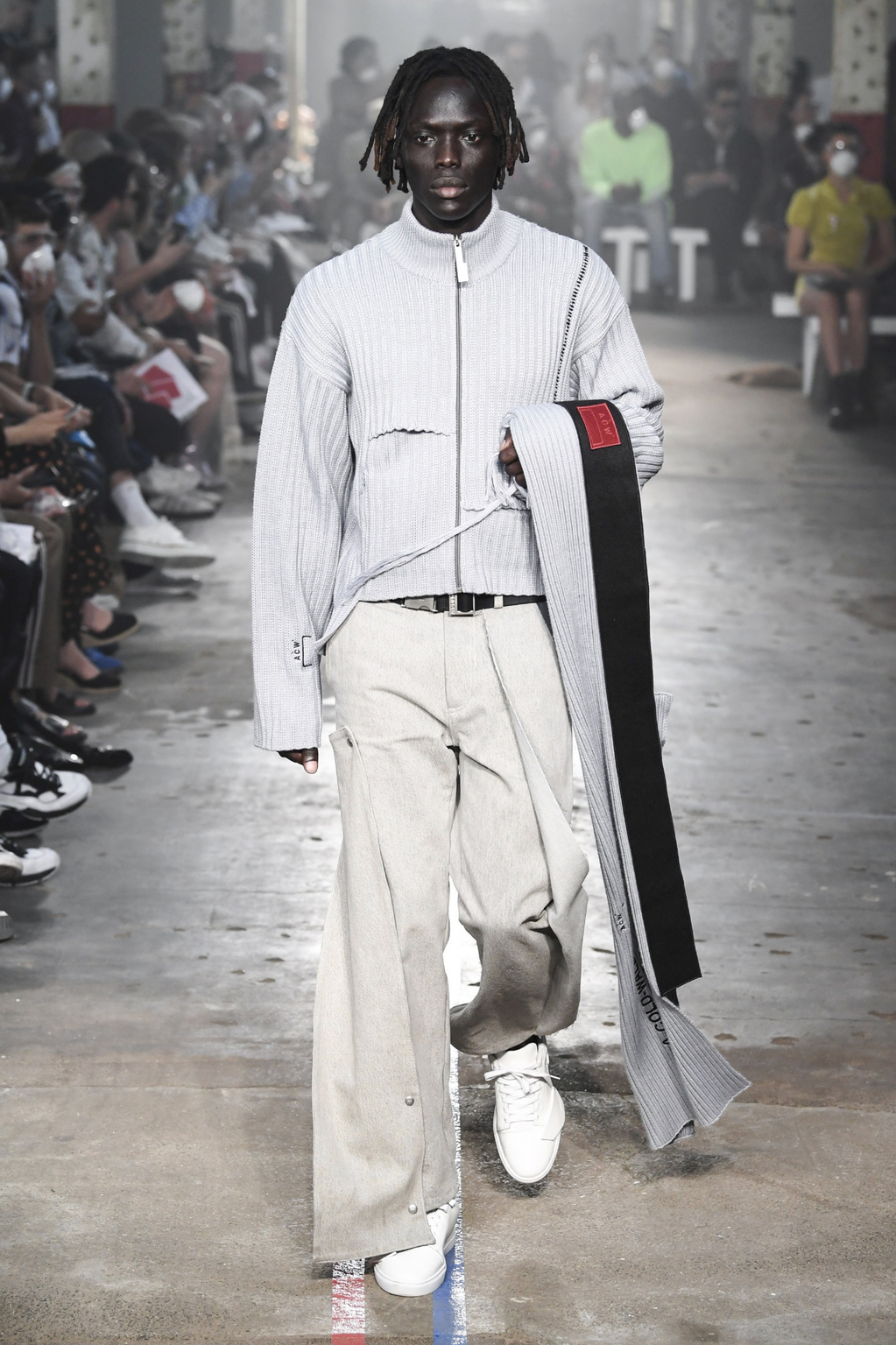 Fashion Week London Spring/Summer 2019 look 1 from the A Cold Wall collection 男装