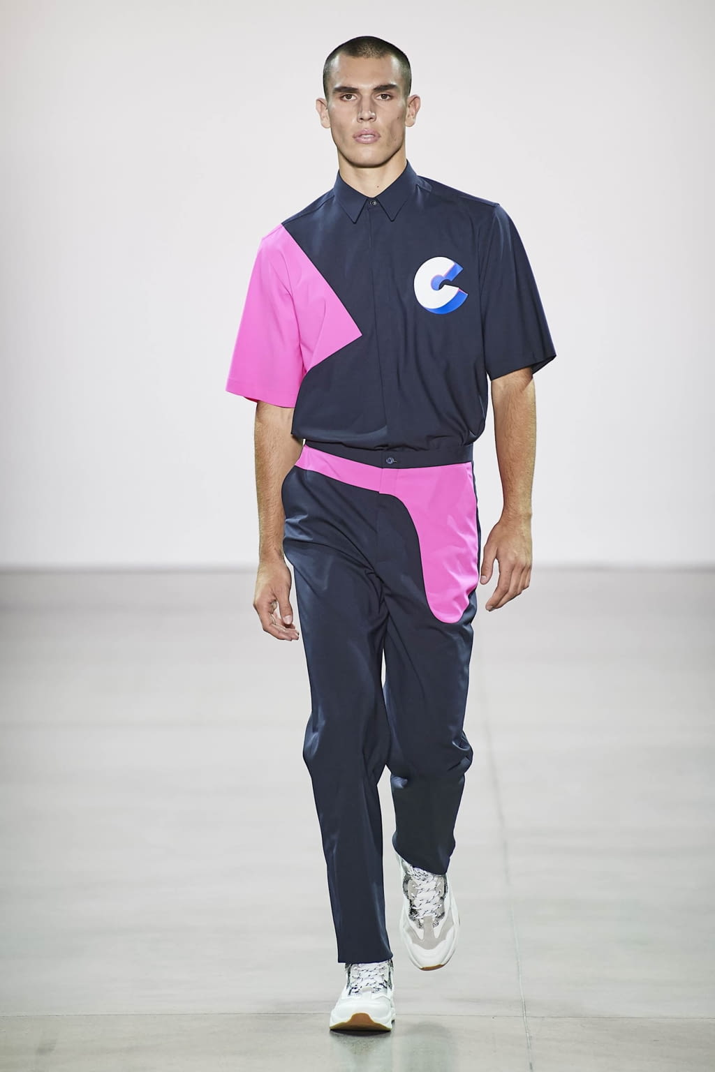 Fashion Week New York Spring/Summer 2020 look 1 from the Carlos Campos collection menswear