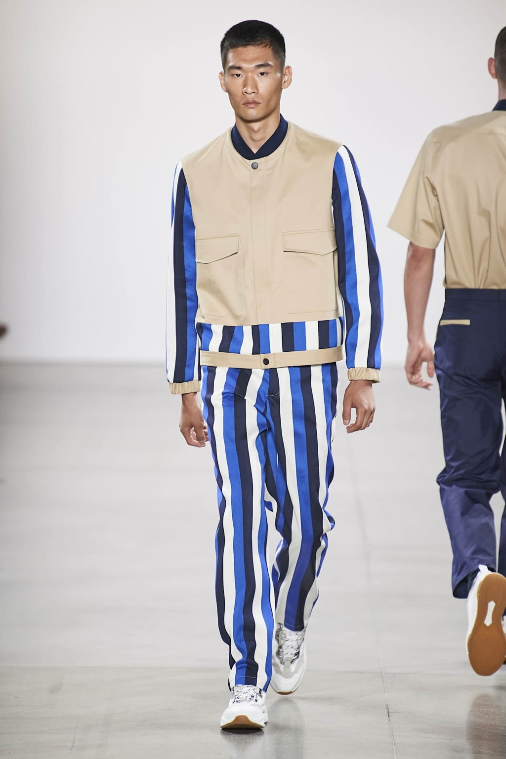Fashion Week New York Spring/Summer 2020 look 14 from the Carlos Campos collection 男装
