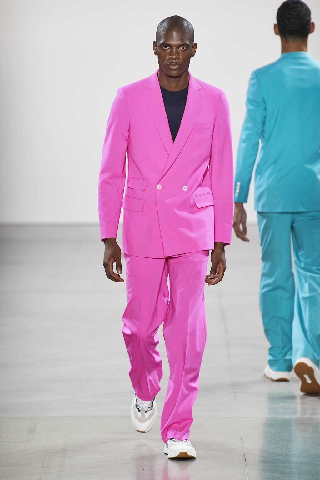 Fashion Week New York Spring/Summer 2020 look 24 from the Carlos Campos collection 男装