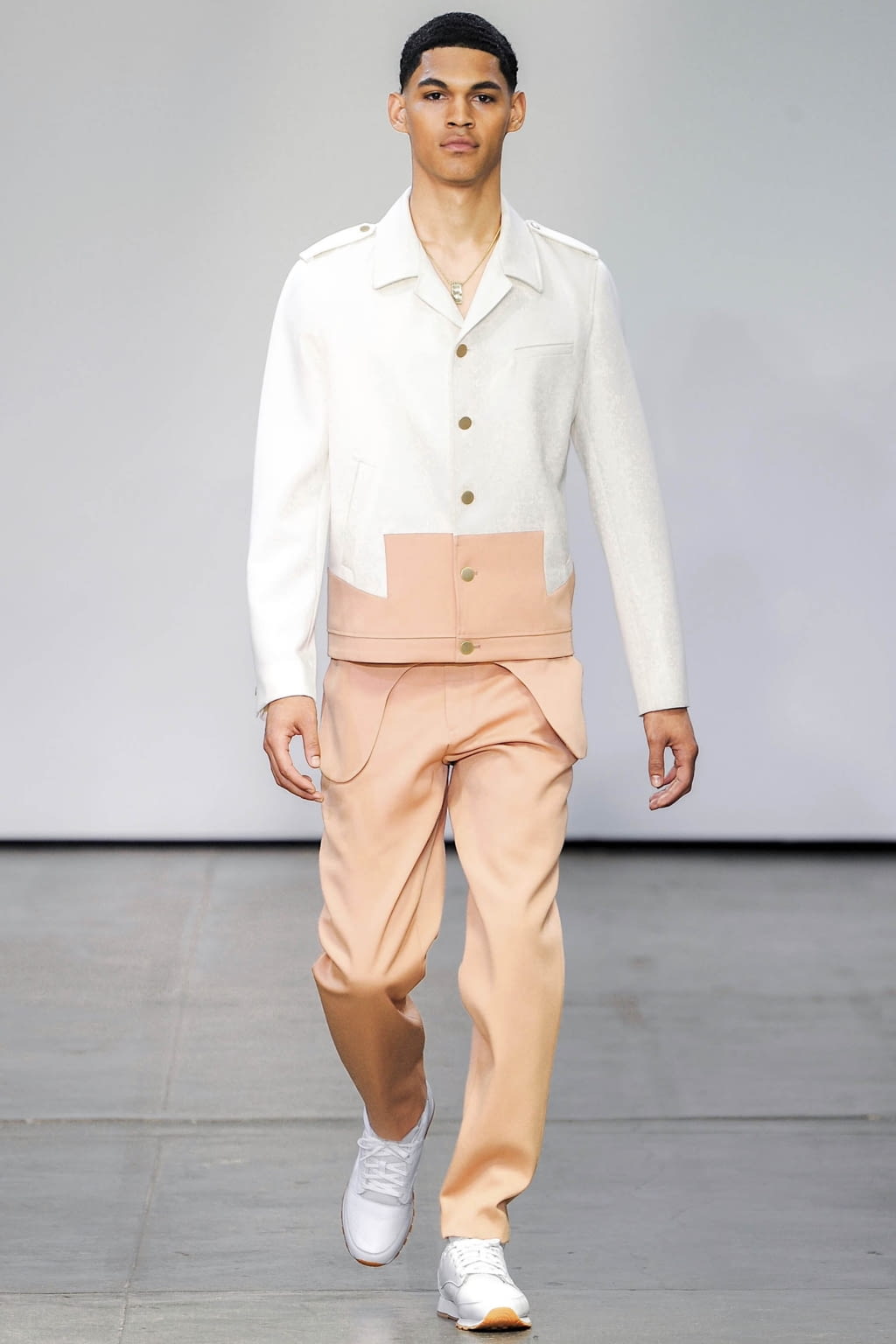 Fashion Week New York Spring/Summer 2019 look 1 from the Carlos Campos collection menswear