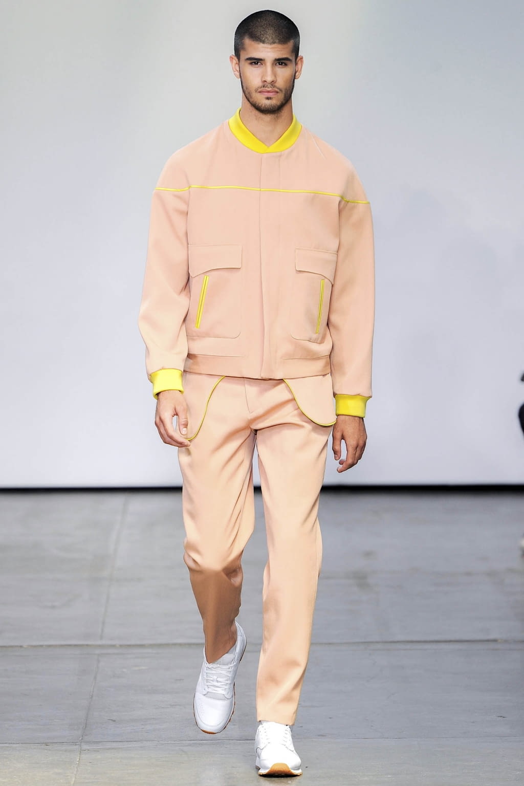 Fashion Week New York Spring/Summer 2019 look 4 from the Carlos Campos collection 男装