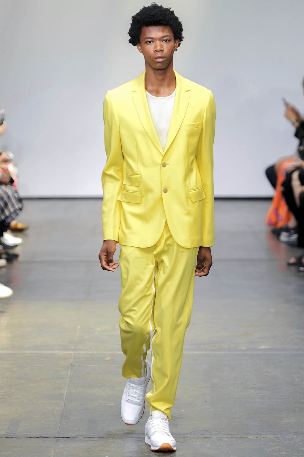 Fashion Week New York Spring/Summer 2019 look 12 from the Carlos Campos collection menswear