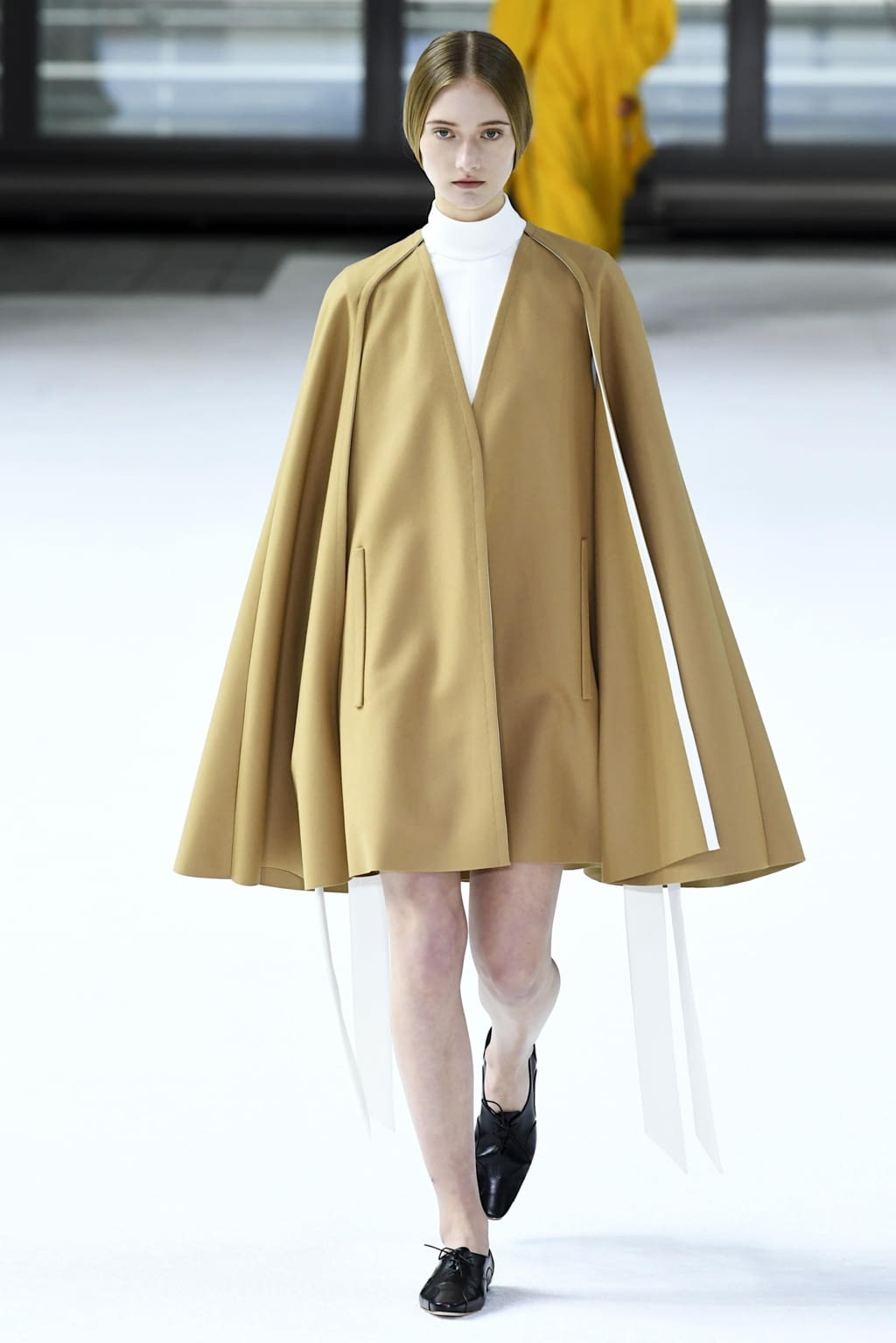 Fashion Week New York Fall/Winter 2020 look 2 de la collection Carolina Herrera womenswear