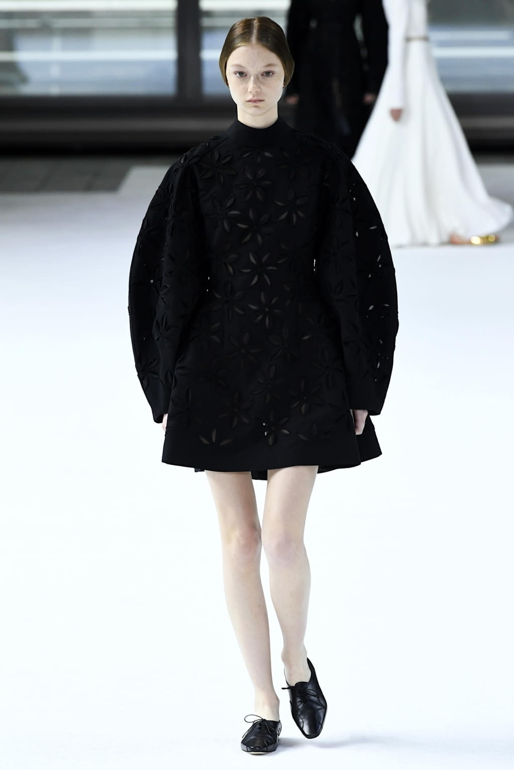 Fashion Week New York Fall/Winter 2020 look 9 from the Carolina Herrera collection womenswear