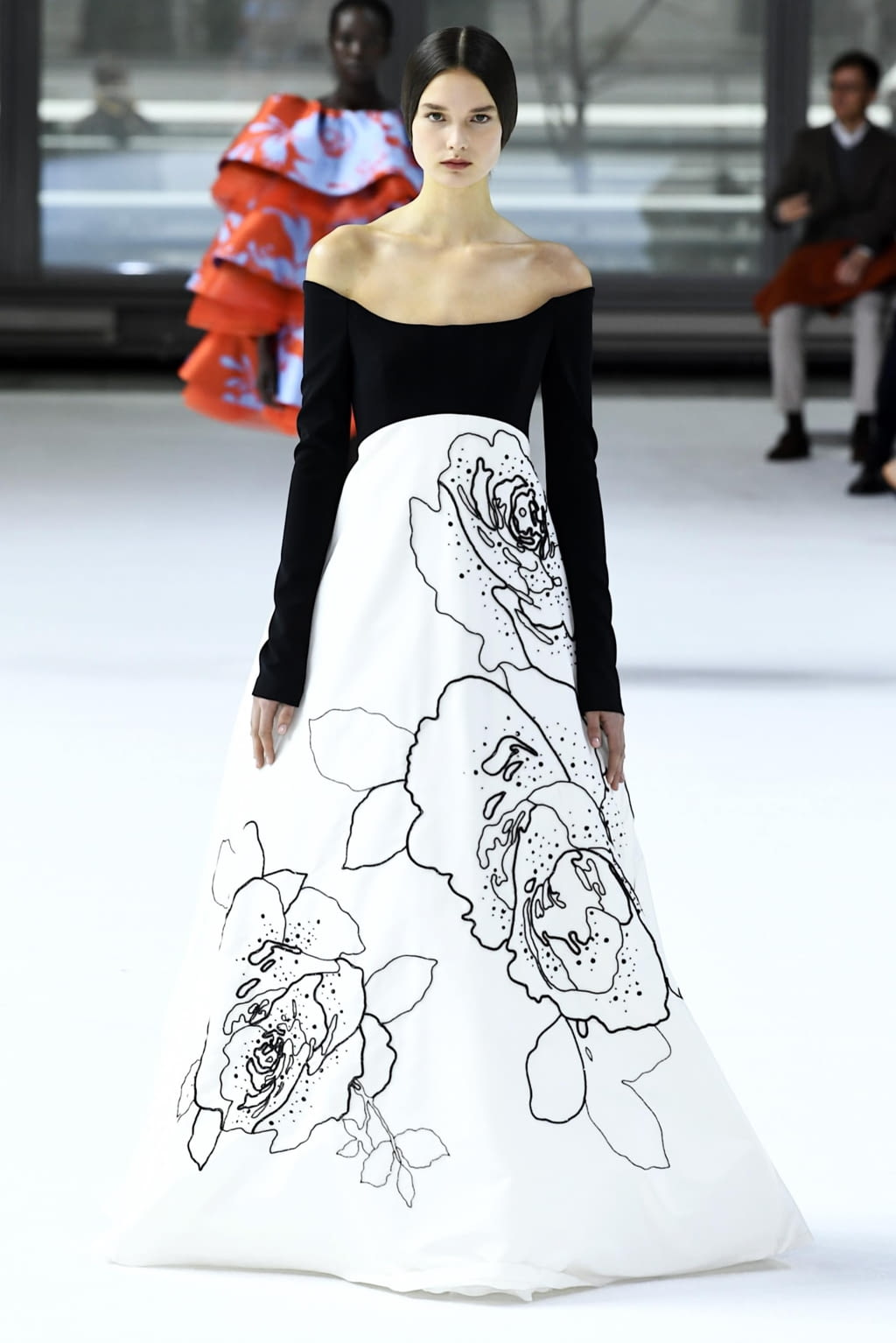 Fashion Week New York Fall/Winter 2020 look 44 from the Carolina Herrera collection 女装