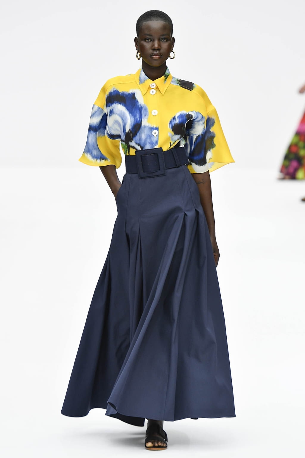 Fashion Week New York Spring/Summer 2020 look 4 from the Carolina Herrera collection 女装