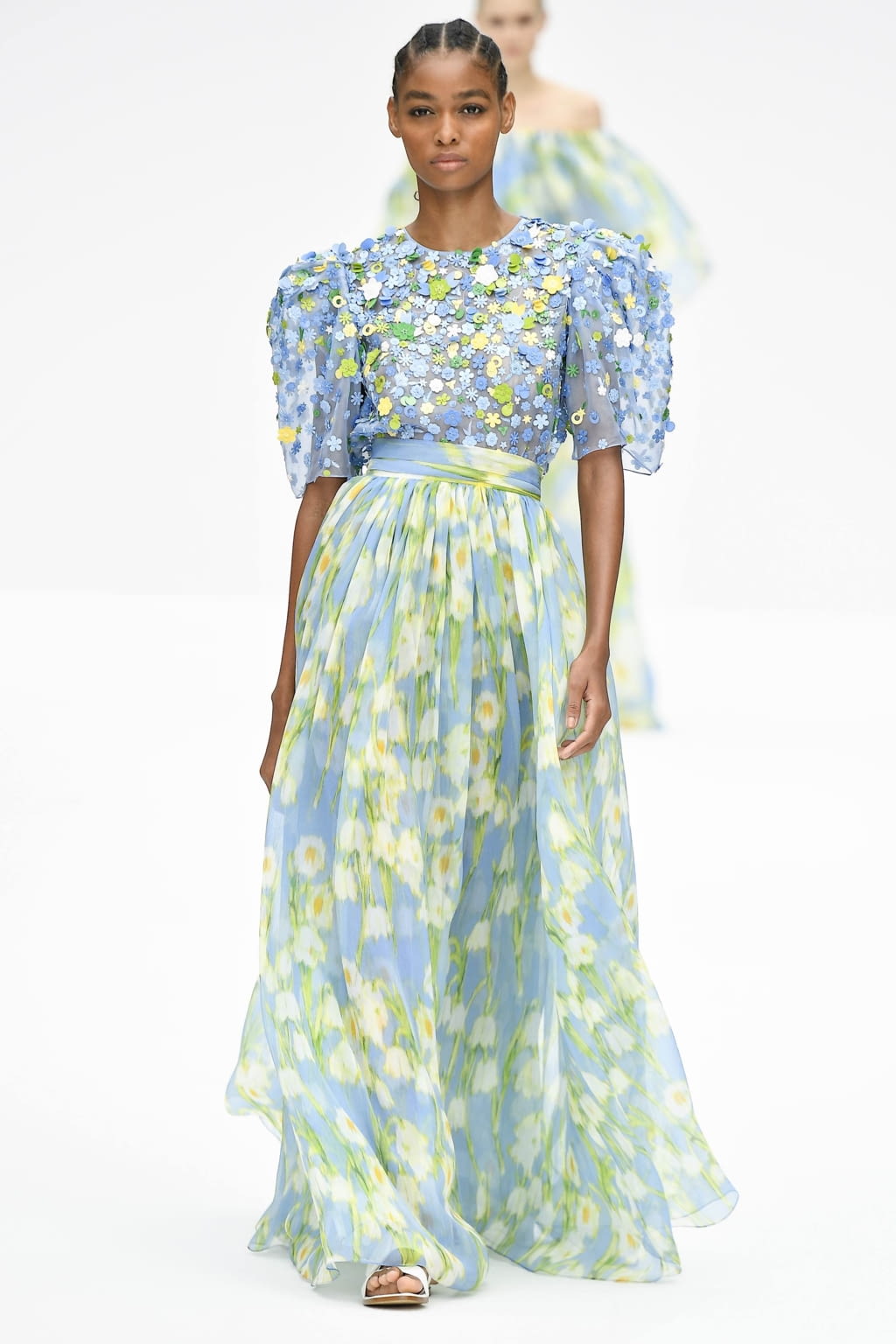 Fashion Week New York Spring/Summer 2020 look 30 from the Carolina Herrera collection womenswear