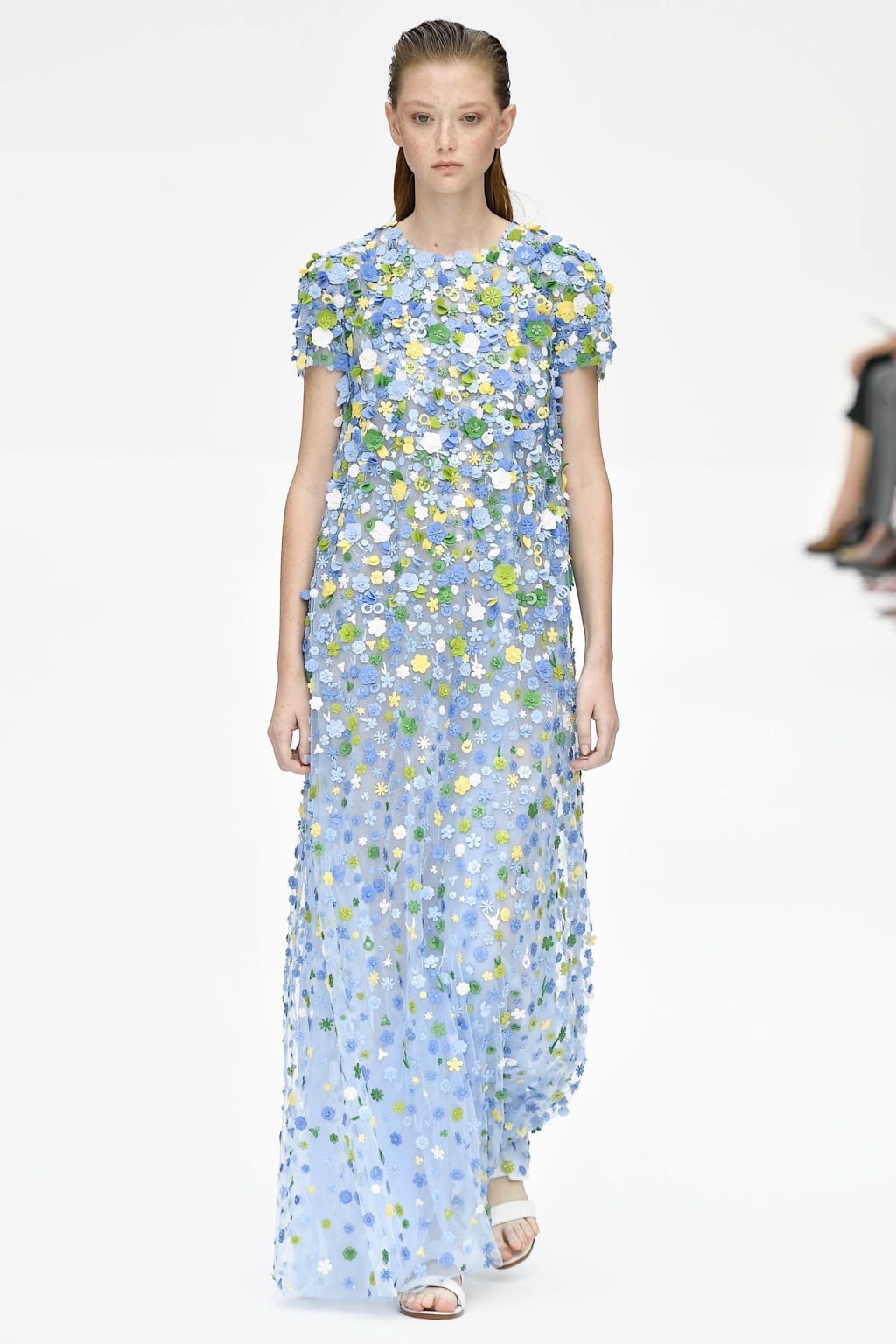 Fashion Week New York Spring/Summer 2020 look 32 from the Carolina Herrera collection womenswear