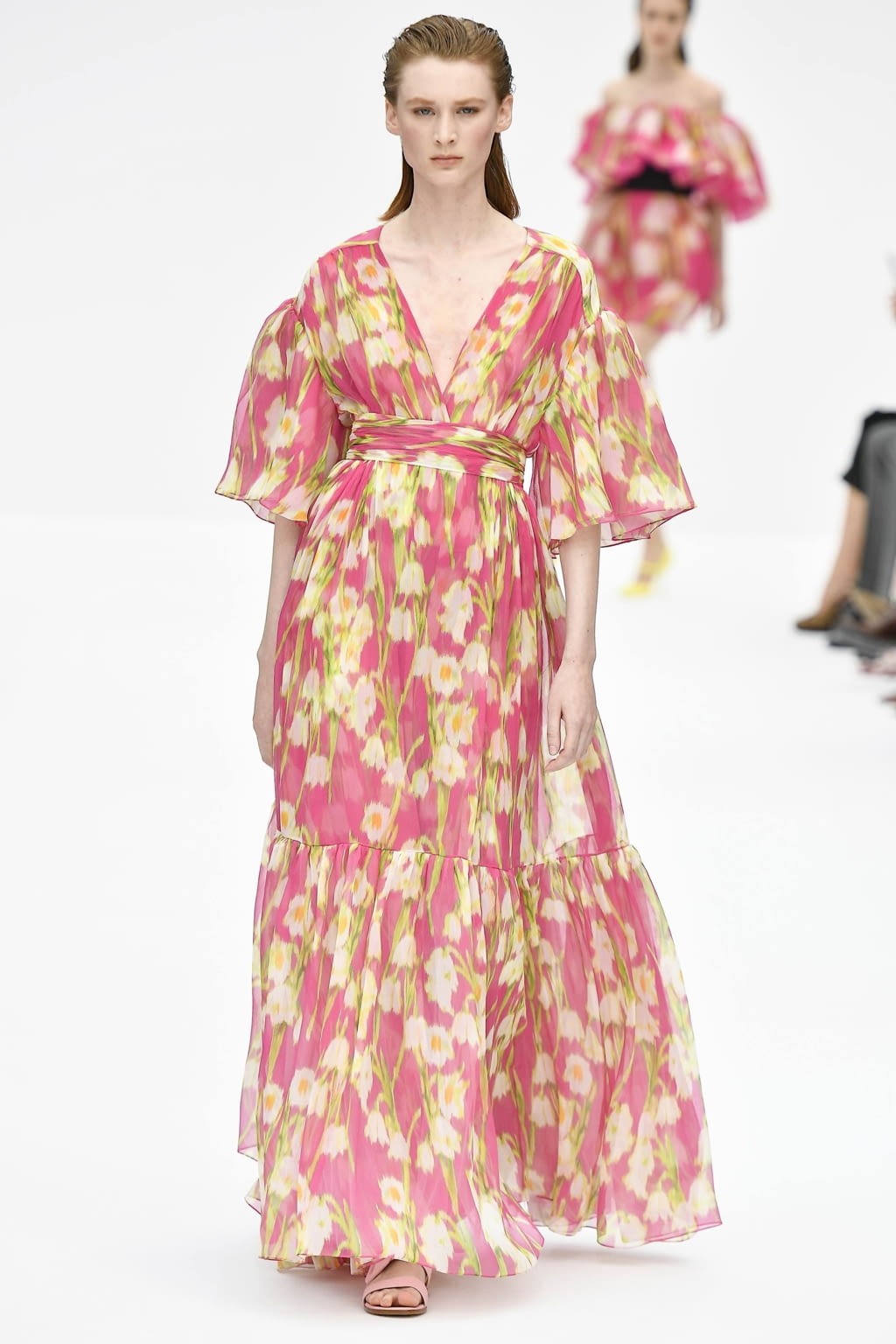 Fashion Week New York Spring/Summer 2020 look 38 from the Carolina Herrera collection 女装