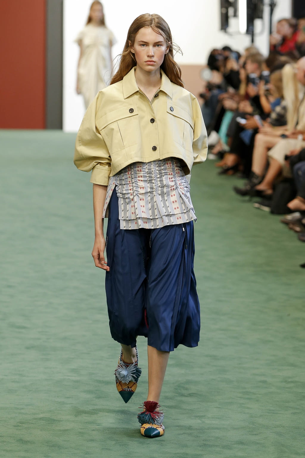Fashion Week Paris Spring/Summer 2018 look 3 from the Carven collection womenswear