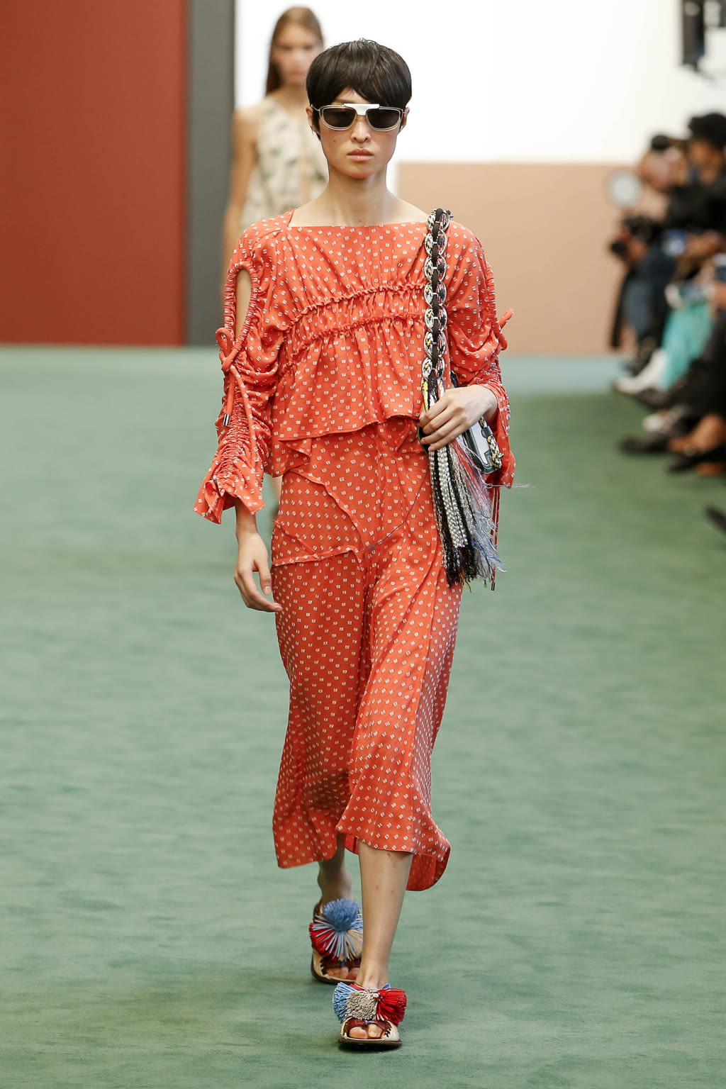 Fashion Week Paris Spring/Summer 2018 look 23 from the Carven collection womenswear