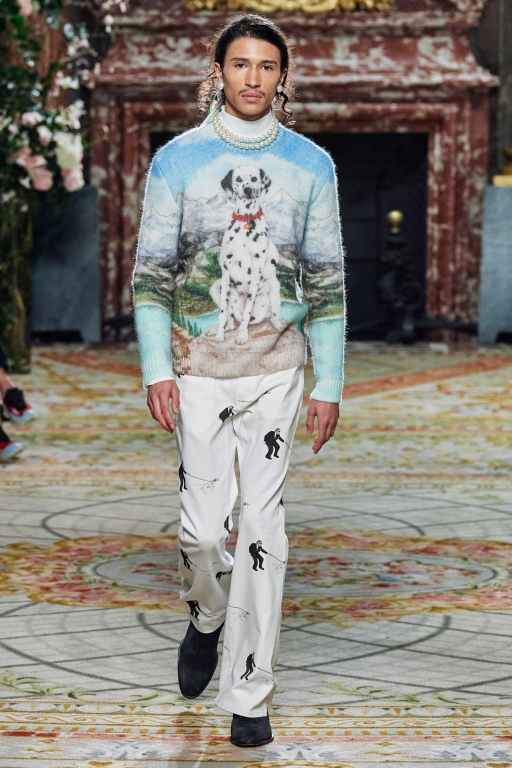 Fashion Week Paris Fall/Winter 2020 look 1 from the Casablanca collection menswear