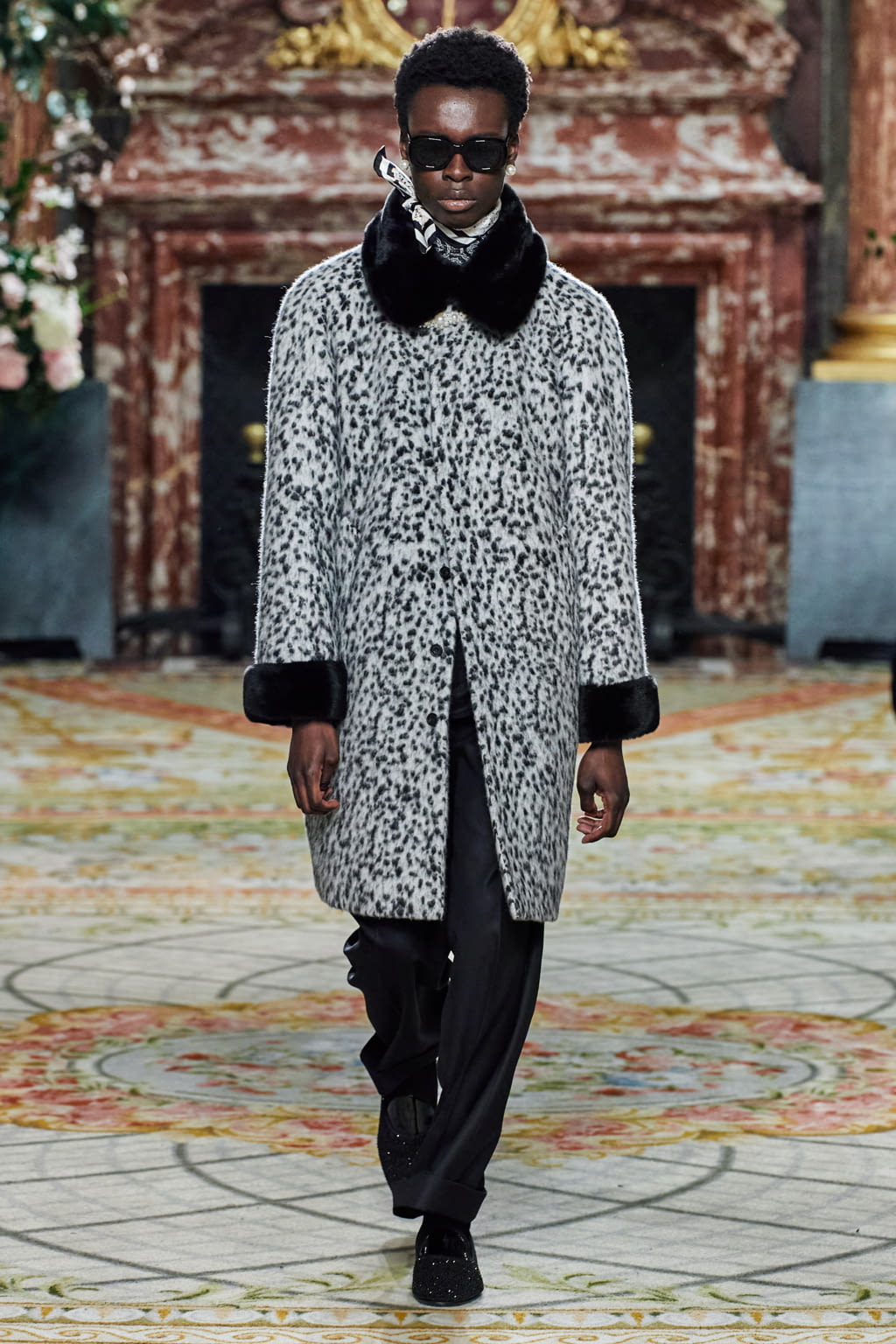 Fashion Week Paris Fall/Winter 2020 look 9 from the Casablanca collection 男装
