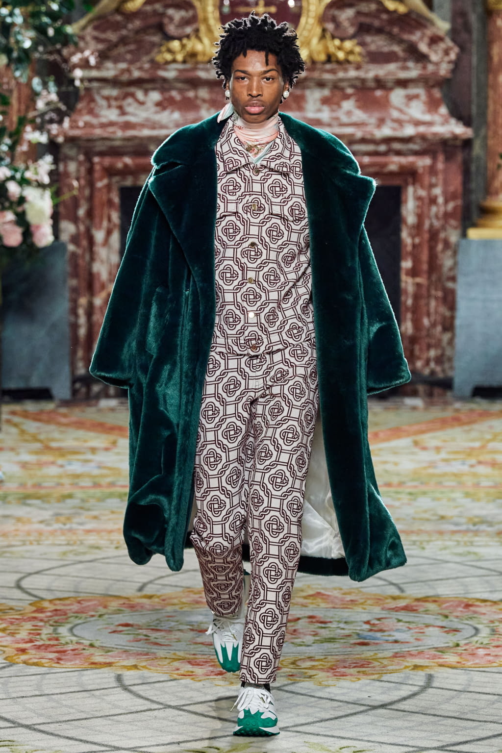 Fashion Week Paris Fall/Winter 2020 look 27 from the Casablanca collection menswear