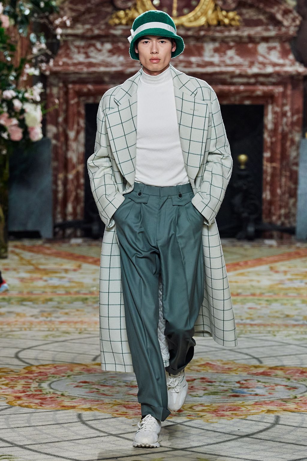 Fashion Week Paris Fall/Winter 2020 look 34 from the Casablanca collection 男装