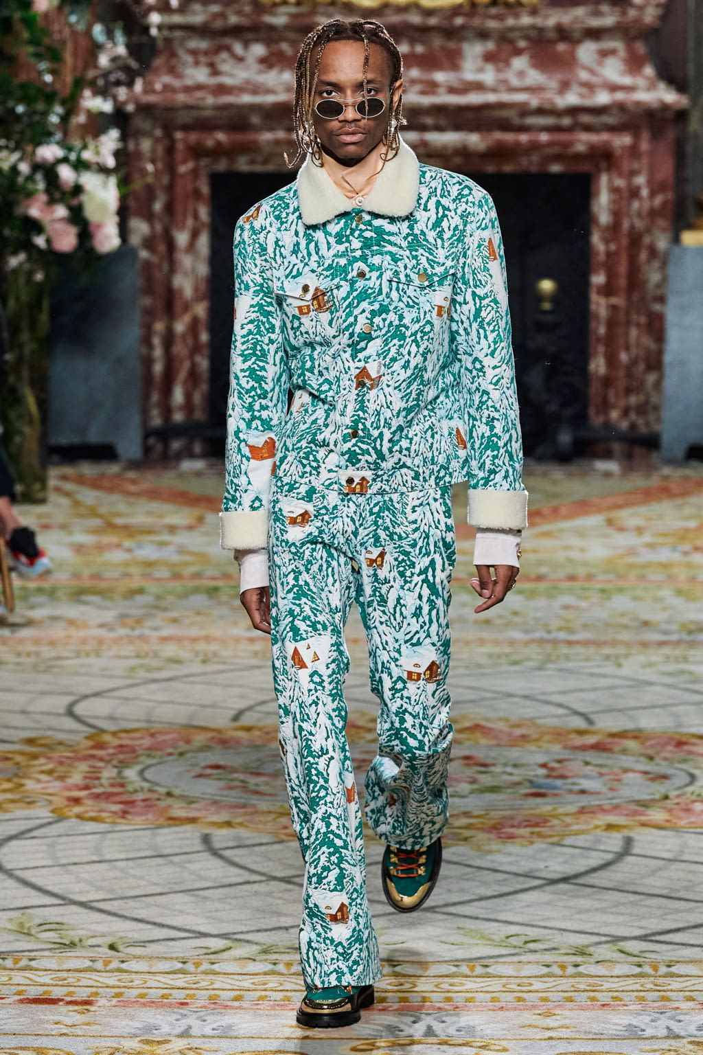 Fashion Week Paris Fall/Winter 2020 look 46 from the Casablanca collection menswear