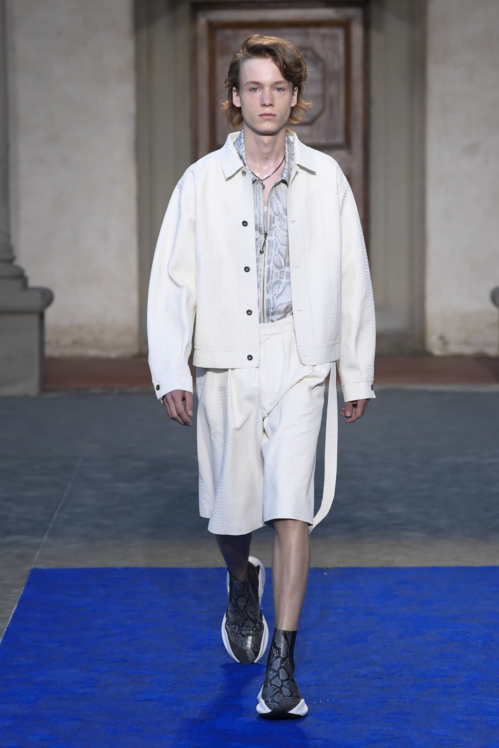 Fashion Week Florence Spring/Summer 2019 look 4 from the Roberto Cavalli collection menswear