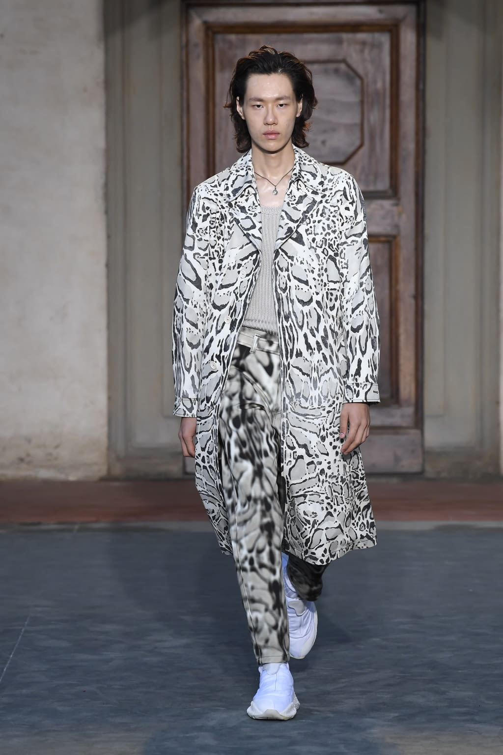 Fashion Week Florence Spring/Summer 2019 look 6 from the Roberto Cavalli collection menswear