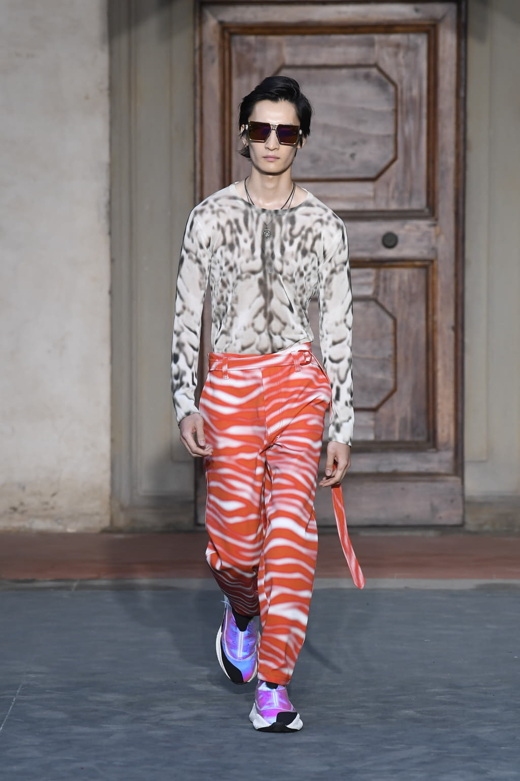 Fashion Week Florence Spring/Summer 2019 look 17 from the Roberto Cavalli collection menswear