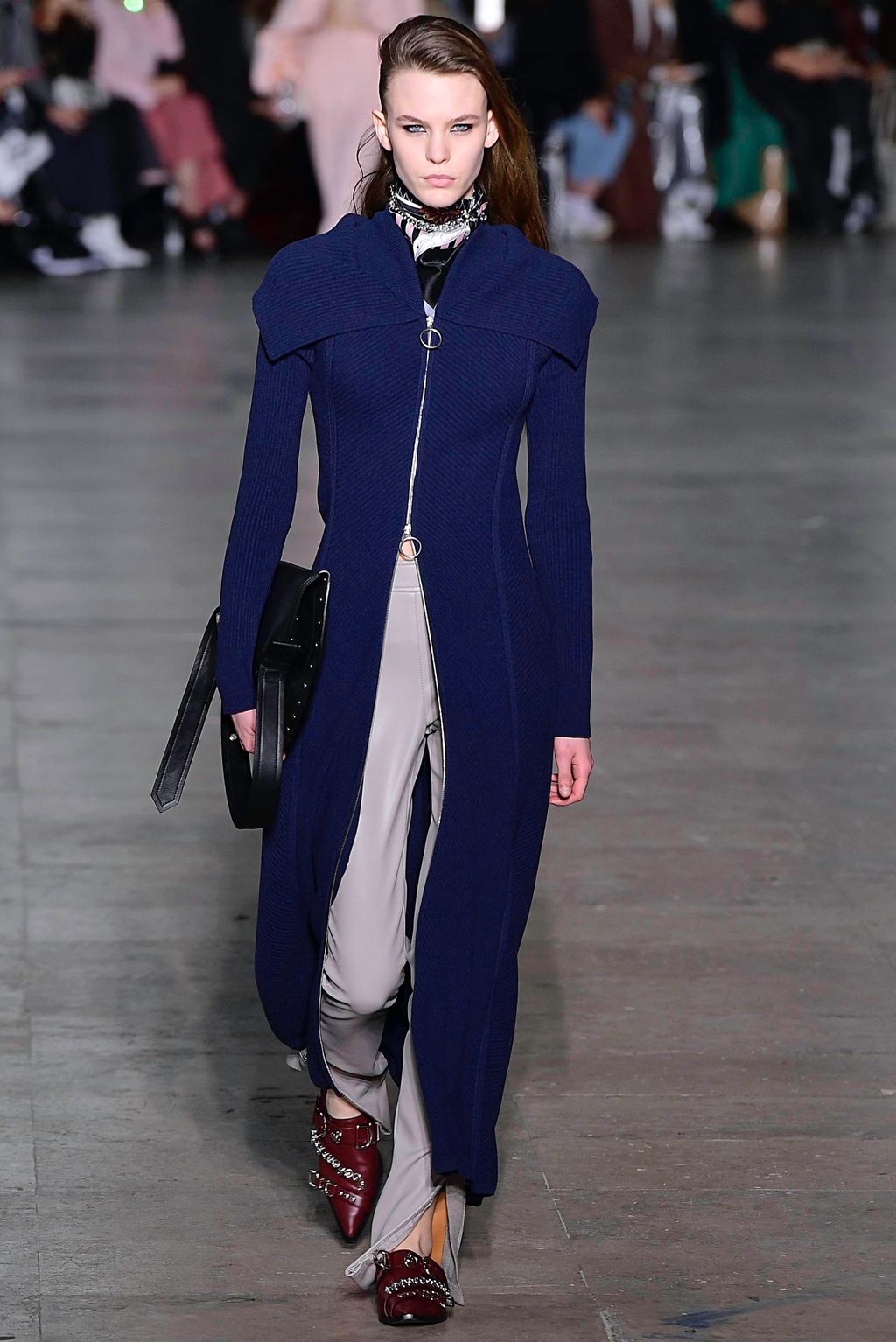 Fashion Week Paris Fall/Winter 2019 look 15 from the Cédric Charlier collection 女装