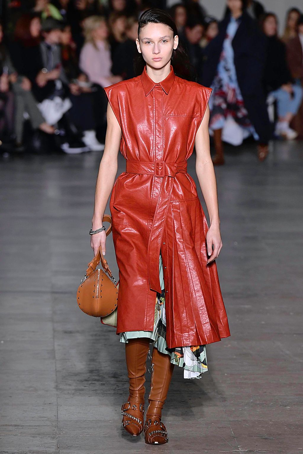 Fashion Week Paris Fall/Winter 2019 look 23 from the Cédric Charlier collection 女装
