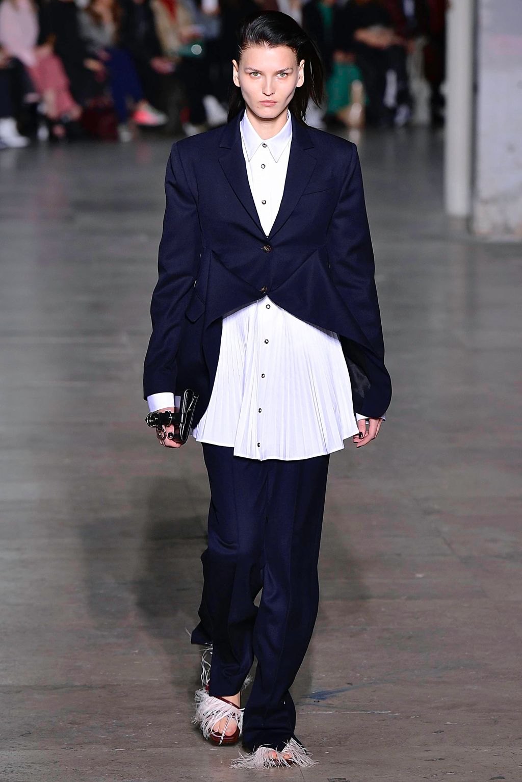 Fashion Week Paris Fall/Winter 2019 look 34 from the Cédric Charlier collection 女装