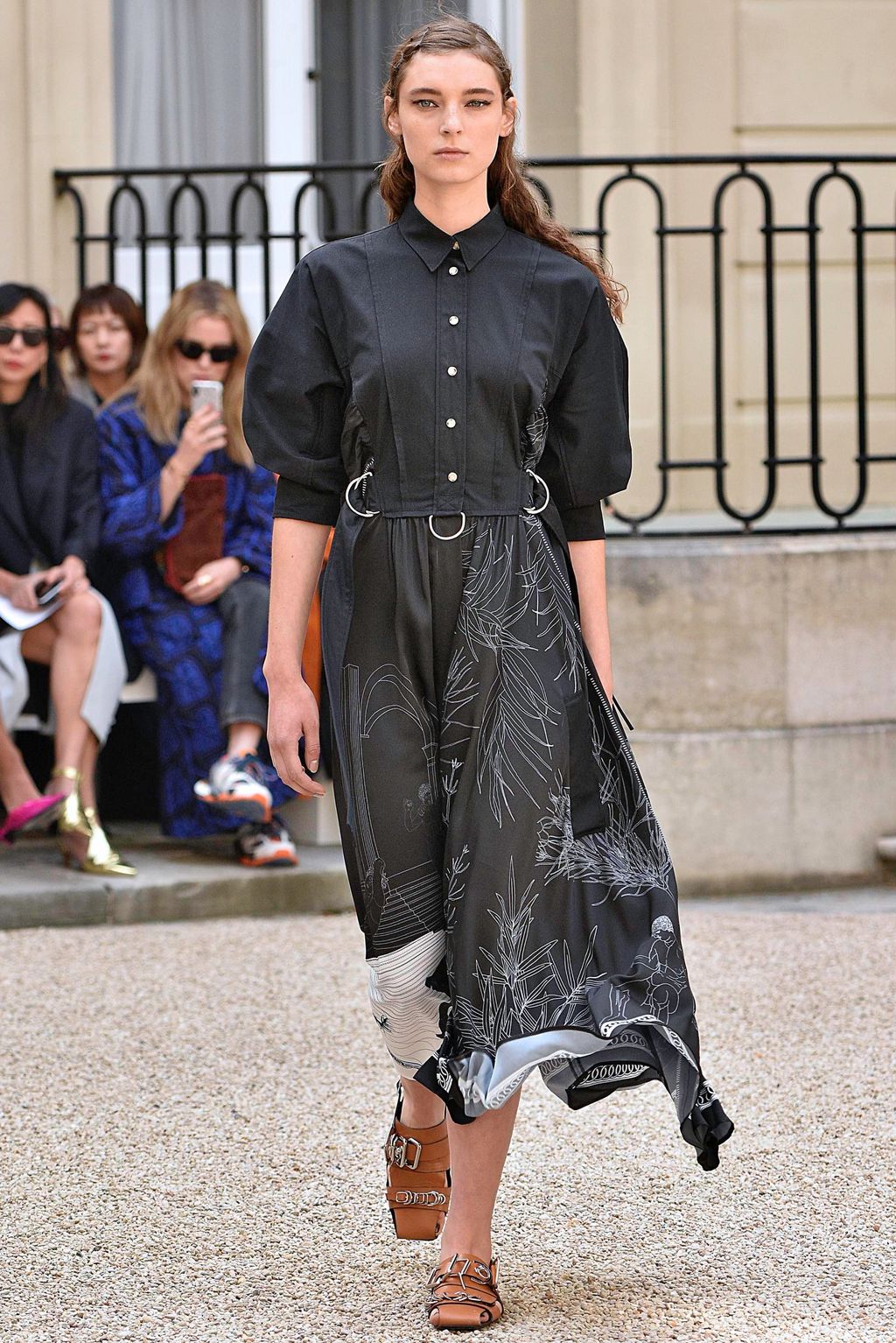 Fashion Week Paris Spring/Summer 2019 look 1 from the Cédric Charlier collection womenswear