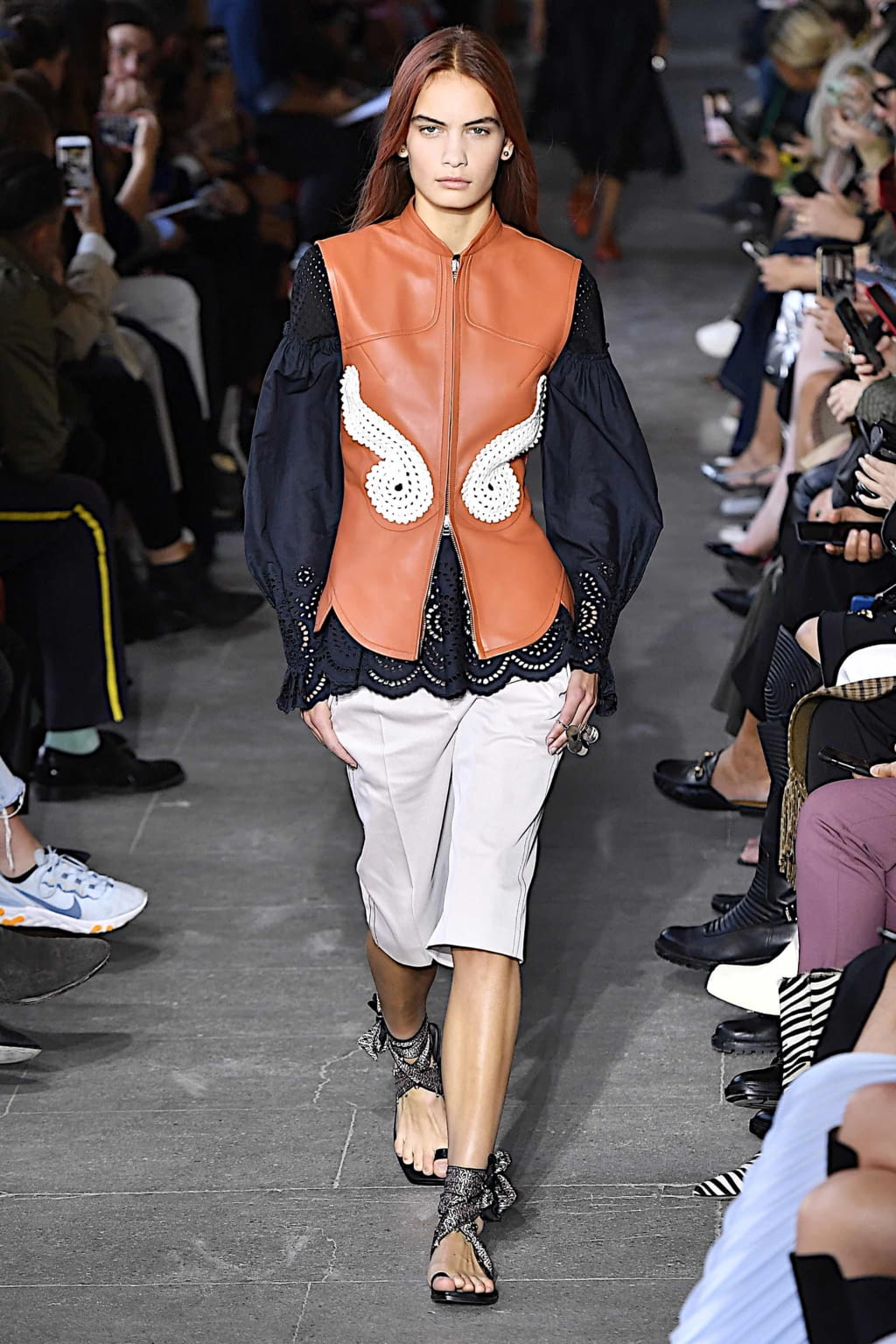 Fashion Week Paris Spring/Summer 2020 look 1 from the Cédric Charlier collection 女装