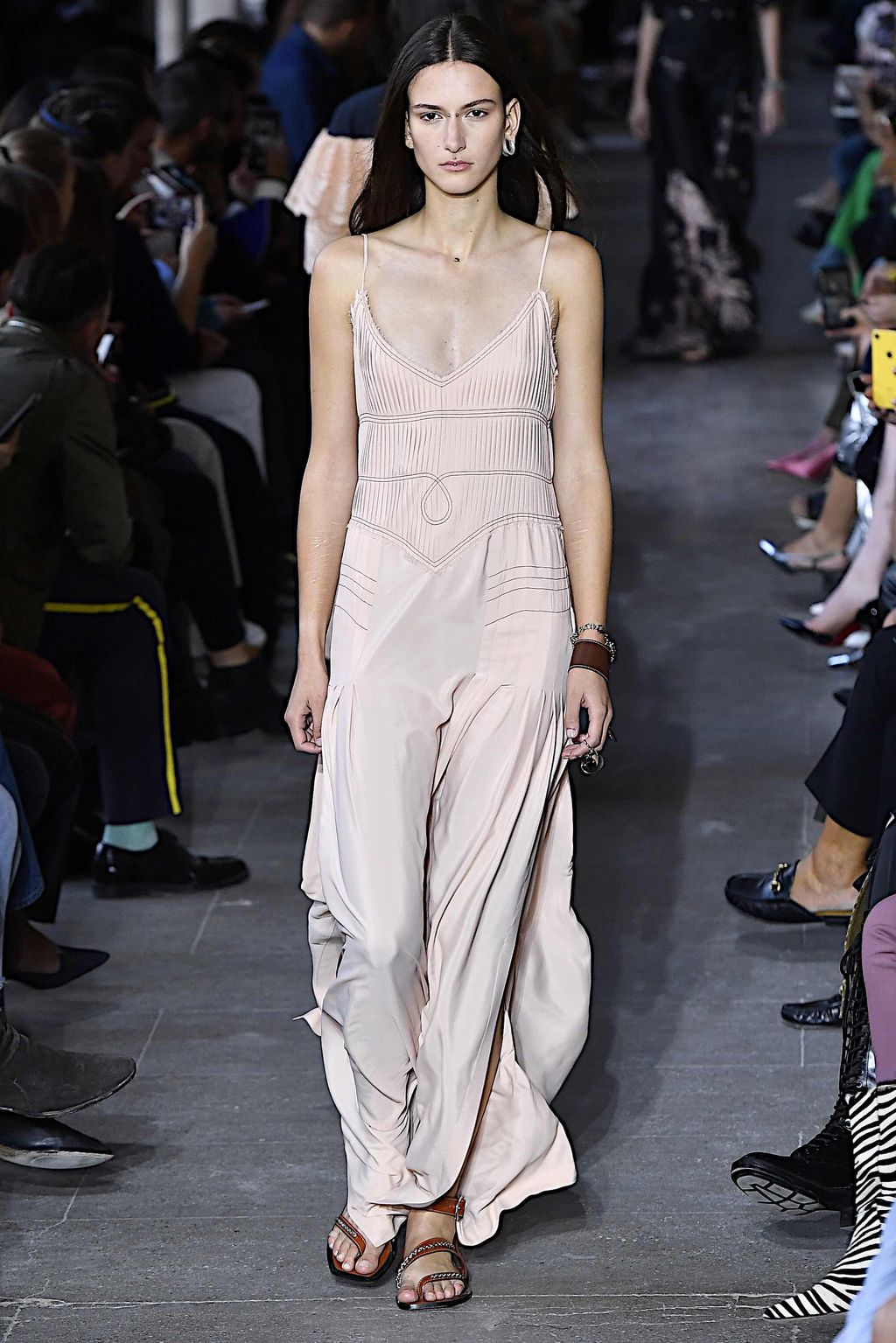 Fashion Week Paris Spring/Summer 2020 look 31 from the Cédric Charlier collection womenswear